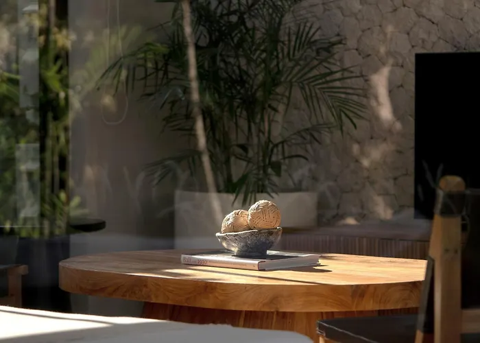 Zara Spacious, Chic And Classy 2 Bedroom 5 Minutes From Cliff Edge Uluwatu (Bali)