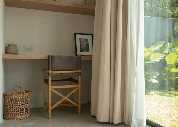 Zara Spacious, Chic And Classy 2 Bedroom 5 Minutes From Cliff Edge *