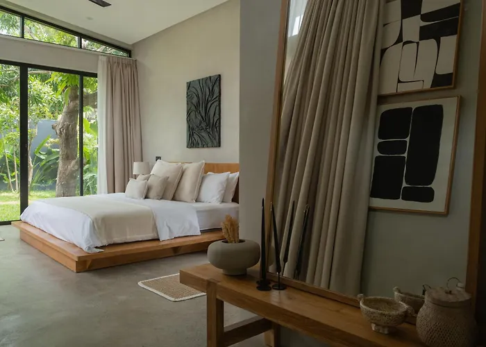 Villa Zara Spacious, Chic And Classy 2 Bedroom 5 Minutes From Cliff Edge Uluwatu (Bali)