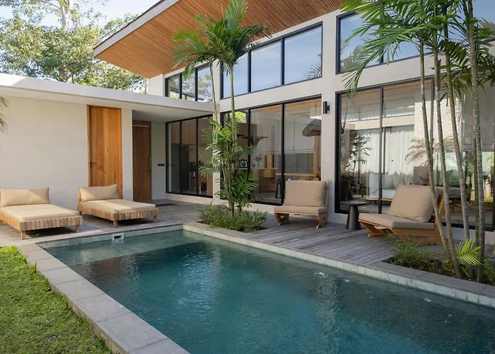 Zara Spacious, Chic And Classy 2 Bedroom 5 Minutes From Cliff Edge