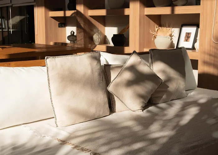Zara Spacious, Chic And Classy 2 Bedroom 5 Minutes From Cliff Edge Villa Uluwatu (Bali)